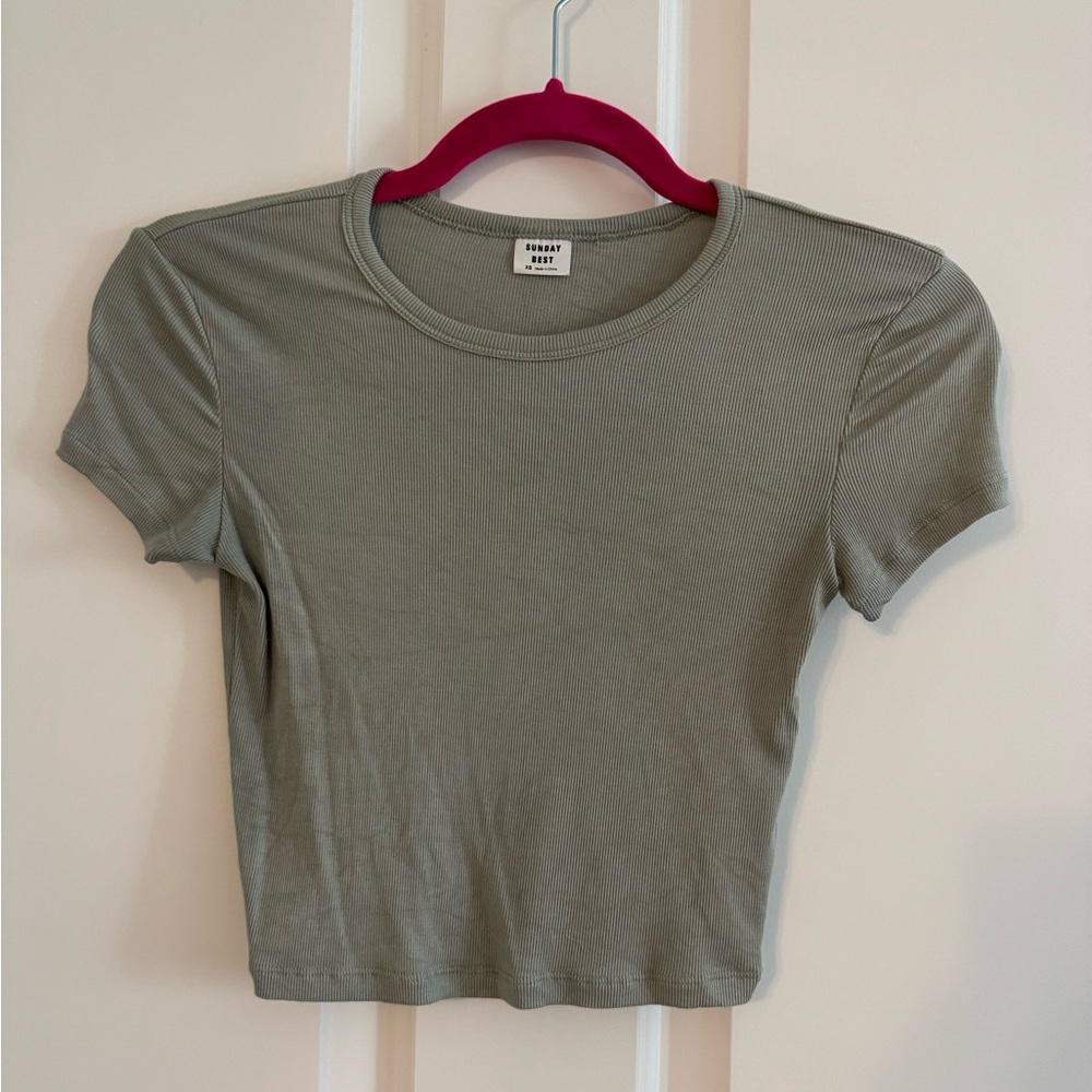 Aritzia Cropped Tee